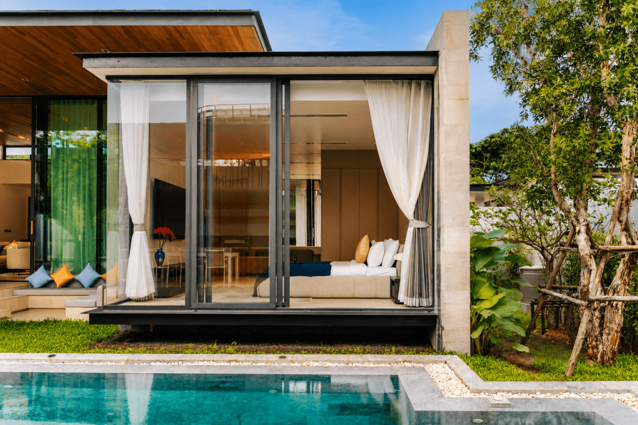 Geräumige Villa mit 4 Schlafzimmern und Pool in der prestigeträchtigen Gegend von Bang Tao!, 4 Schlafzimmer, 455 m²