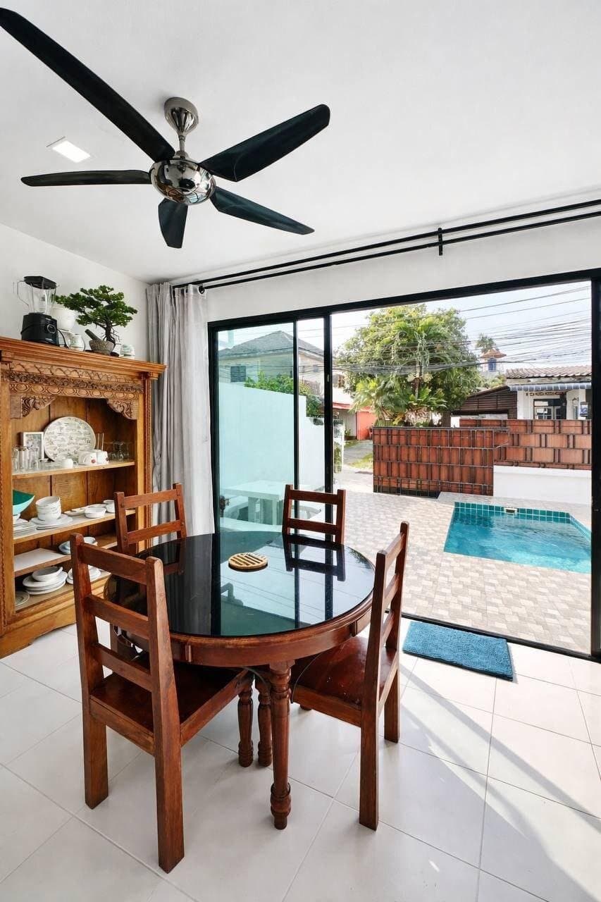 Villa lista con piscina e inquilino actual en Rawai, Phuket!, 2 dormitorios, 76 m²