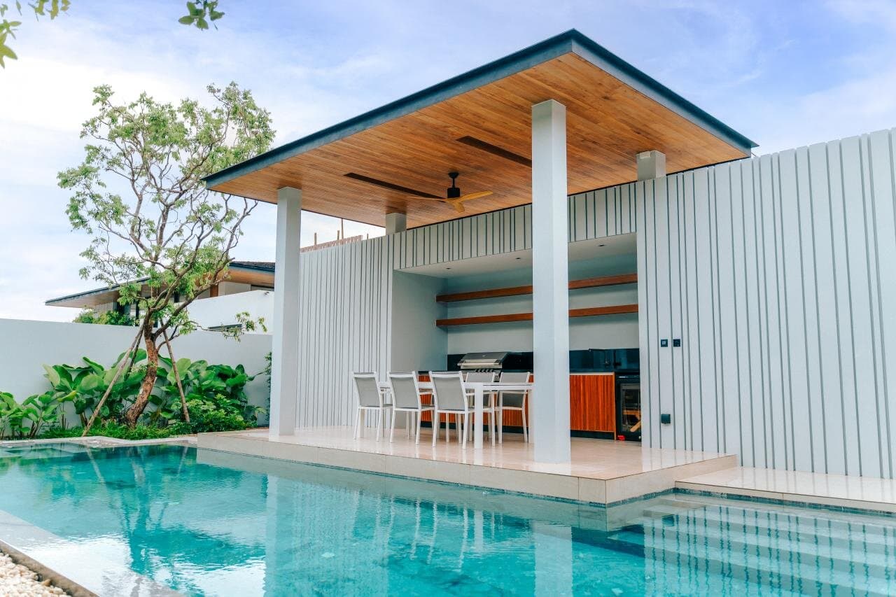 Geräumige Villa mit 4 Schlafzimmern und Pool in der prestigeträchtigen Gegend von Bang Tao!, 4 Schlafzimmer, 455 m²