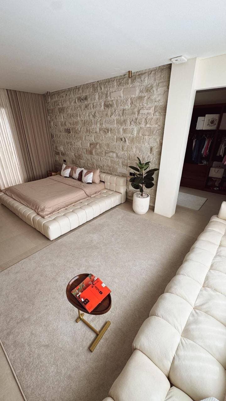 Geräumige Villa mit Büro im Herzen von Canggu!, 3 Schlafzimmer, 235 m²
